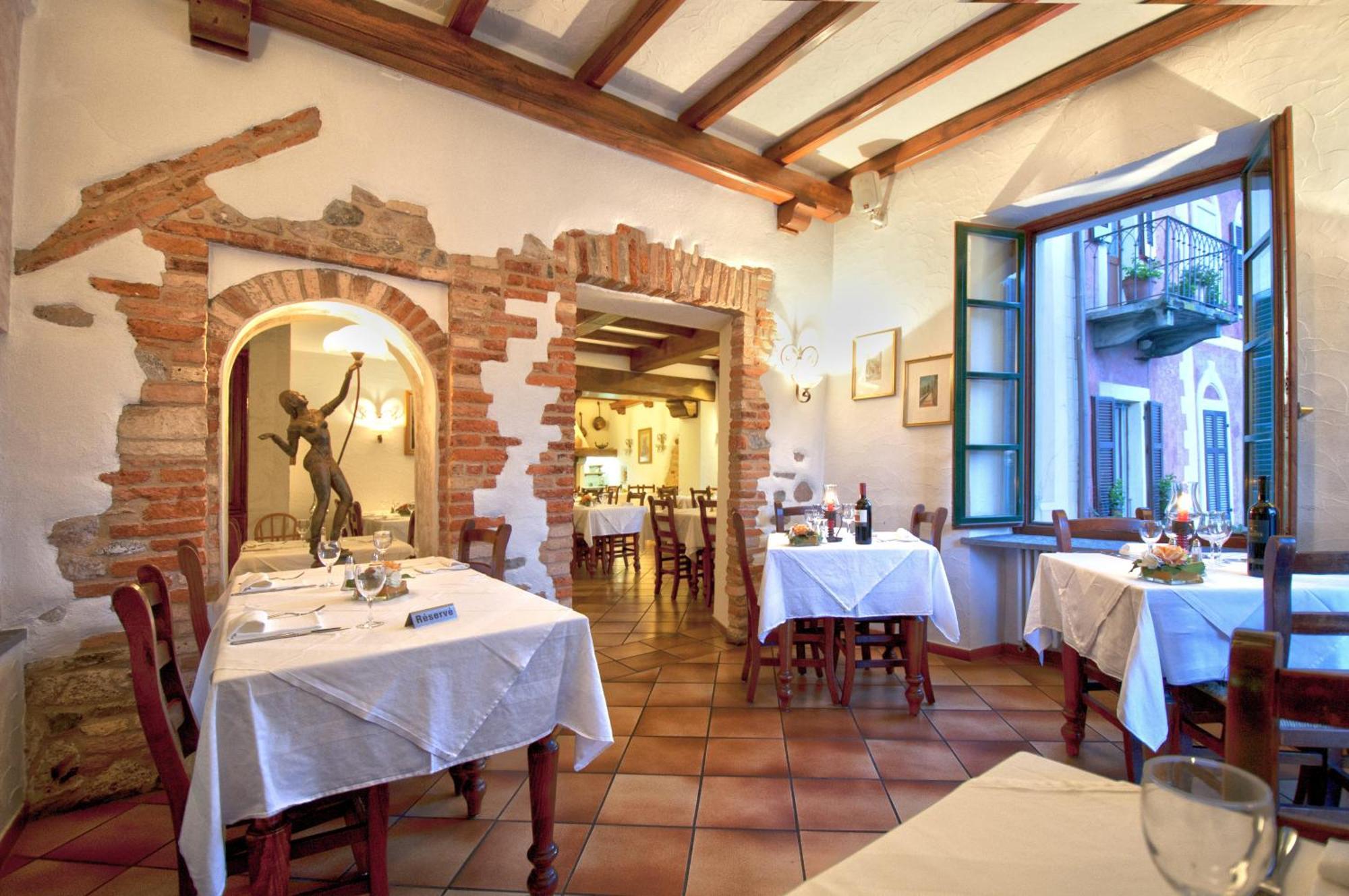 Albergo Ristorante Della Posta Моркоте Экстерьер фото