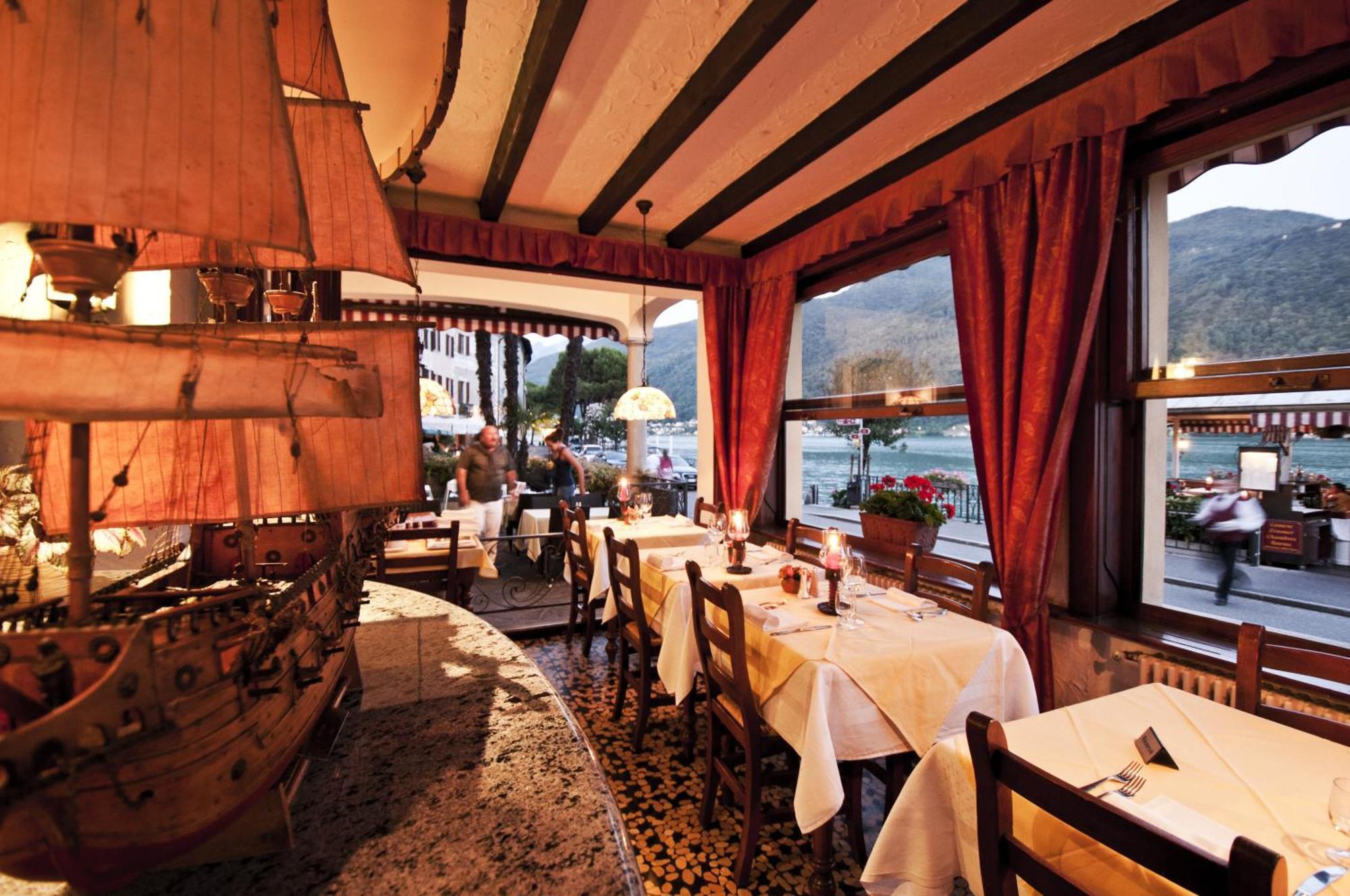 Albergo Ristorante Della Posta Моркоте Экстерьер фото